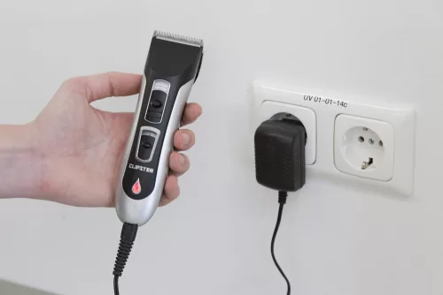 DropiX vodotesný akumulátorový zastrihávač s náhradnými dielmi