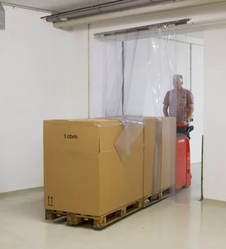 Priehľadná PVC pásová závesová roleta v kotúči 20 cm x 2 mm – 50 m